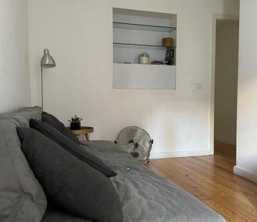 Santos Apartment | Watching Lisbon Apartments