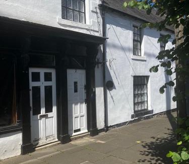 Bellingham House | Watchmaker Cottage
