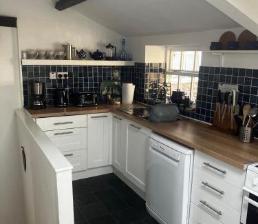 Bellingham House | Watchmaker Cottage