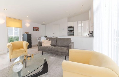 Wemeldinge House | Water Resort Oosterschelde - huisnr. 47A by Interhome
