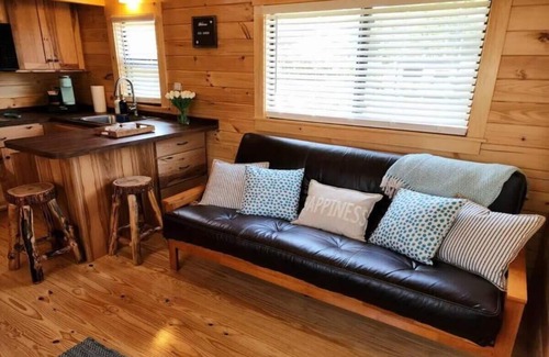 Sneads Ferry Cabin | Water view Cabin near North Topsail Beach