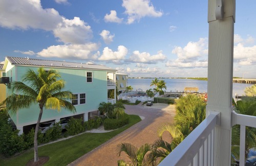 Little Torch Key House | Water View Town home