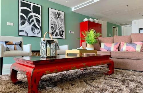 Bur Dubai Apartment | Water Views At Large Luxury One Bed