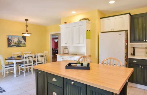 Barnstable House | Water Views & Private Tennis Court!