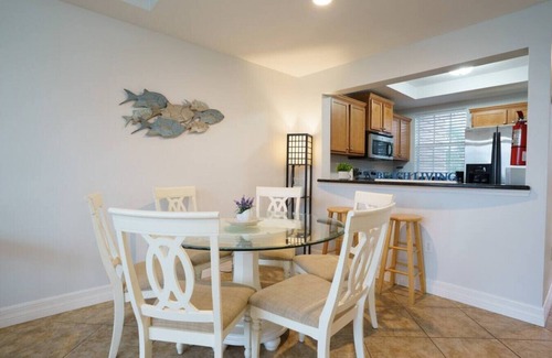 Ruskin House | Waterfront 2 Bdrm Townhome in Little Harbor Beach Resort!