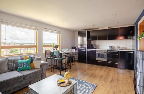 Ipswich Apartment | Waterfront 2 bed apartment with views over Ipswich