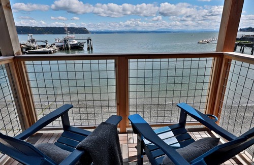 Langley Condo | Waterfront 2 bedroom condo - private deck offering spectacular views