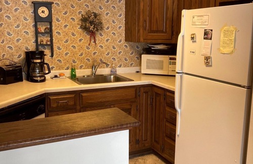 Egg Harbor Condo | Waterfront 2-story townhome with 2 bedrooms in Egg Harbor
