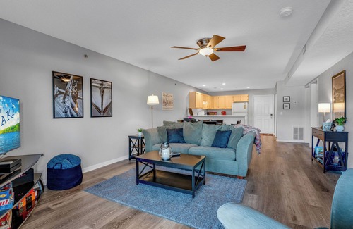 Osage Beach Condo | Waterfront 2br/2ba. Onsite Beach & 2 Pools! CLOSE TO EVERYTHING on water & land!