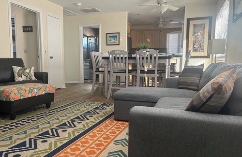 Seaside Heights Apartment | WATERFRONT 2ndFl Sky Villa w Full Itinerary ON-SITE Jacuzzi, kayak, Arcade, Dock