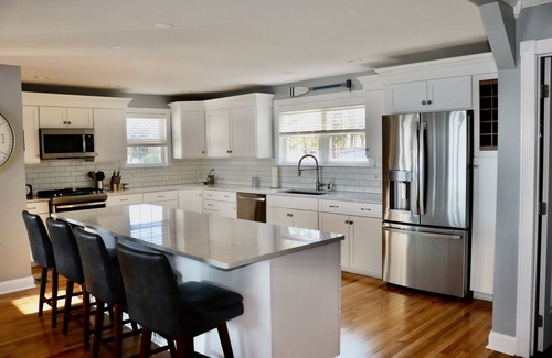 Tall Timbers House | WATERFRONT 3000 SQFT HOME W/PIER, WRAP PORCH, KAYAK, PADDLE BOARD, FIRE PIT