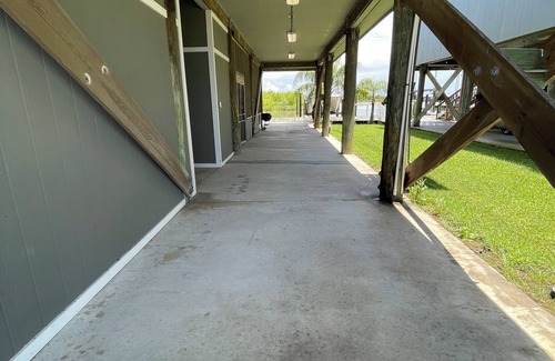 Venice Condo | Waterfront 3BR/2BA Condo in Cypress Cove-10 Beds w large deck for entertaining