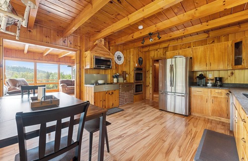 Chestertown House | WaterFront Adirondack Home-located between Gore and Lake George