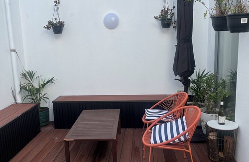 Lightsview House | Waterfront