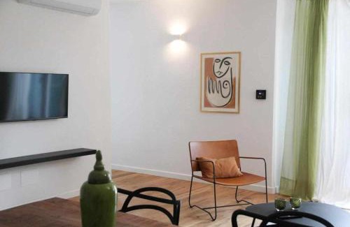 Venezia Nuova Apartment | Waterfront balcony I Grani 1 Resort Style Suite