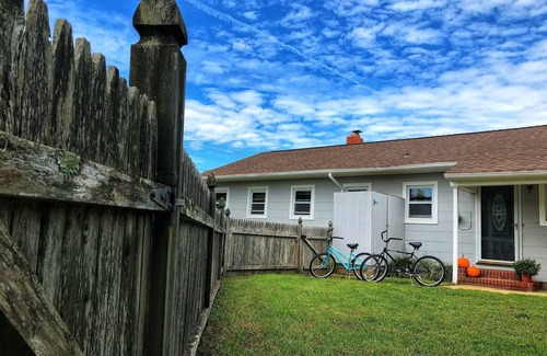Harvey Cedars House | Waterfront Beach Bungalow