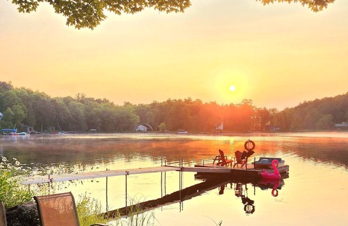 Dongola Cottage | Waterfront beautiful cottage (4 bedrooms)on Shadow lake