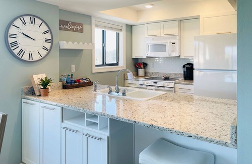 Pensacola Beach House | Waterfront, Boat-friendly Townhome with Shared Olympic-size Pool