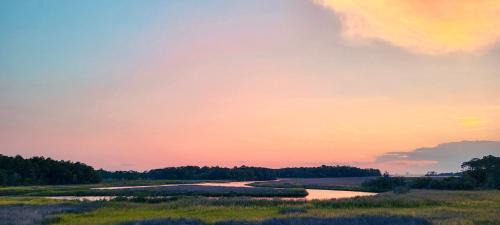 Gulf Park Estates House | Waterfront condo at Harbor Landing G02 - Relax in BEAUTIFUL Ocean Springs