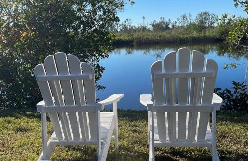 Punta Gorda Apartment | Waterfront Condo #10