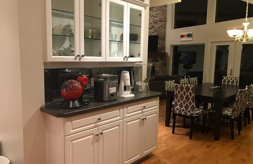 Georgian Bluffs Cottage | Waterfront Cottage, Kayak, Gazebo,Sauna, Pool Table, Sunset.