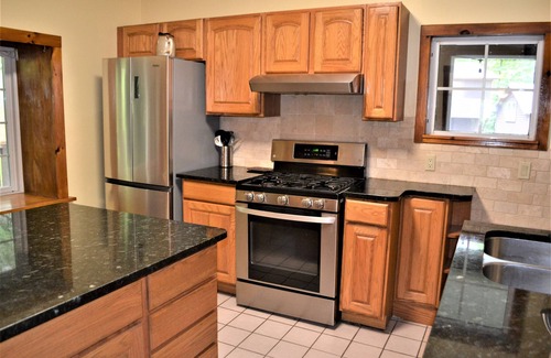 Corinth Cottage | Waterfront Cottages near Lake George and Saratoga Springs