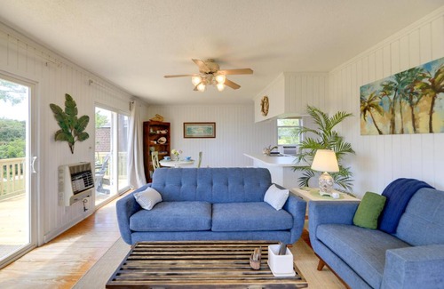 Marshallberg House | Waterfront Crystal Coast Vacation Rental with Deck!