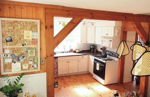 Mount Marion Cottage | Waterfront, Dog Friendly Cottage, Kayaks/Canoe in the heart of the Catskills