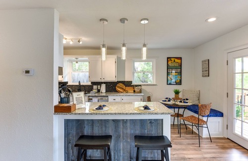 Dennis House | Waterfront Escape on Lake Granbury: Deck & Patio!