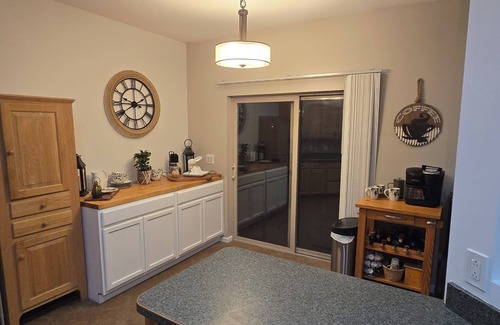 Queensbury House | Waterfront Escape
