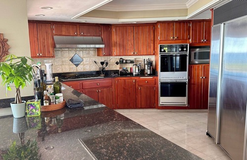 Pinellas Point House | Waterfront Estate Ranch House With the Best View in Tampa Bay