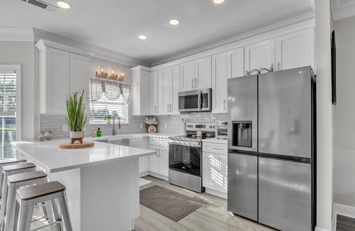 Starkville House | Waterfront Family-Friendly 4BR Home | Close to MSU & Downtown