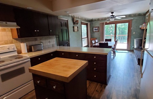 Maiden Rock House | Waterfront fishing/hunting/relaxing retreat 1 hr. from Twin Cities