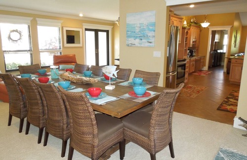 Caloosahatchee House | Waterfront Gold Coast Villa, Heated Pool w/Hot Tub, Southern Exposure