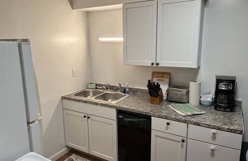 Willoughby Spit House | WaterFront Ground Floor - 1 BR, WiFi Smart, TV, Pet Friendly