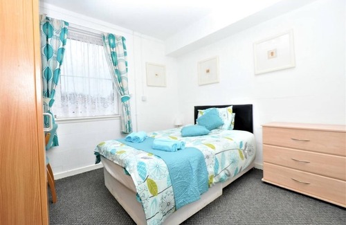 Greenock House | Waterfront Guest Accommodation