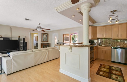 Pompano Isles House | Waterfront HEATED Pool HOT TUB Home by the Sea