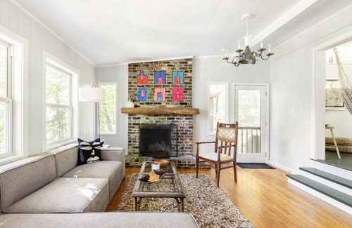 Chapel Hill House | Waterfront Home in Chapel Hill