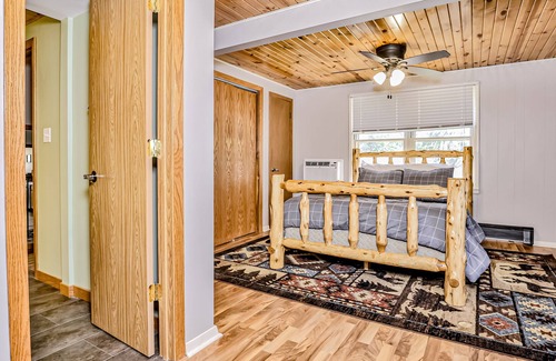 Lake Tomahawk House | Waterfront home on Wisconsin River with dock, kayaks, canoe, firepit - 2 dogs OK