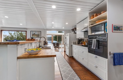Seabeck House | Waterfront home on Hood Canal with great views, kayaks, SUPs, 4 decks - 1 Dog OK