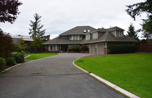 Bonney Lake House | Waterfront Home on Lake Tapps