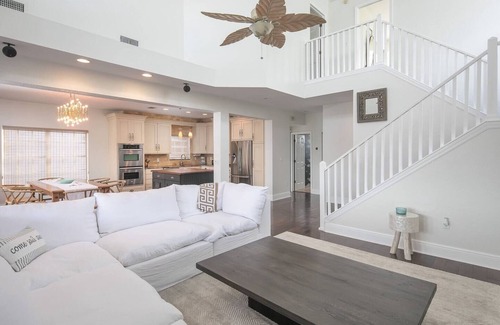 Sunset Beach House | Waterfront Home Accommodates up to 10 Guests!