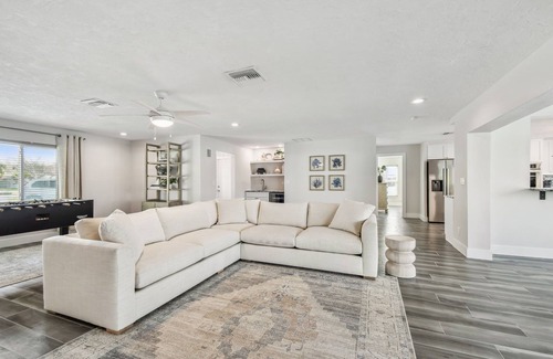 St. Petersburg - Clearwater House | Waterfront Home with Heated Pool! 2 miles from Beach!