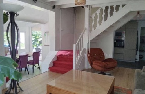 Rueil-Malmaison House | Waterfront house