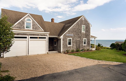 South Chatham House | Waterfront house on Cape Cod in Chatham, MA.
