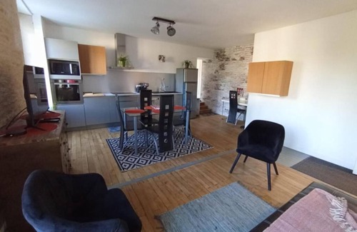 Coulon Apartment | Waterfront housing, town center