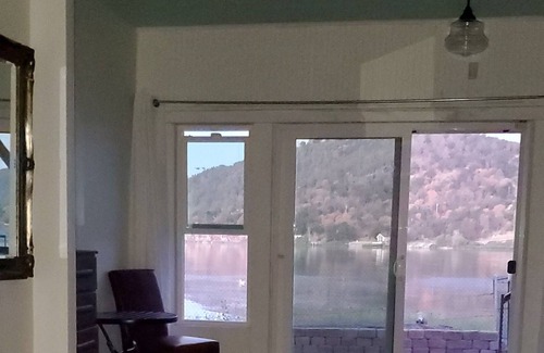 Clearlake House | Waterfront lake home w/covered private patio!