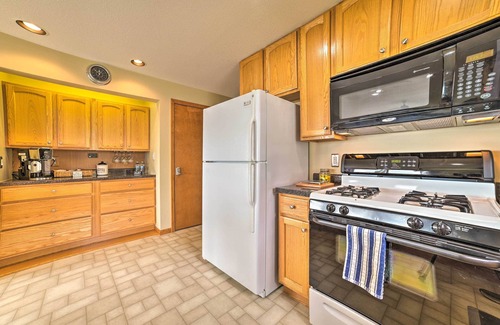 Tawas City House | Waterfront Lake Huron Home - Private Beach!