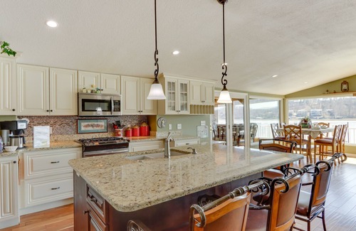 Roach House | Waterfront Lake of the Ozarks Home w/Private Dock