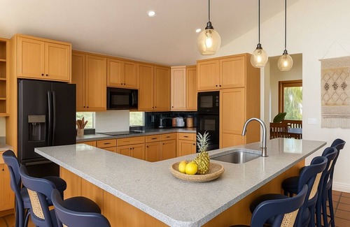 Marathon Villa | Waterfront Marathon Keys Escape Pool, Dock & Comfort for 8 Guests